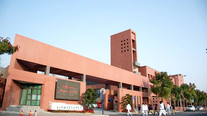 电子产品加盟，如何选择优质品牌？**