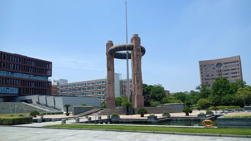 电子元件散热器材质选择：关键因素与实用指南**